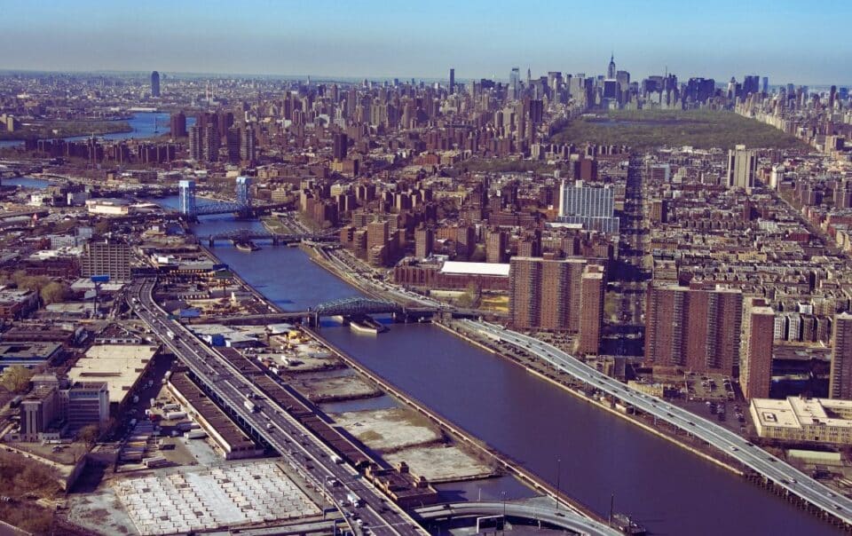 Contrata a un abogado experto en demandas millonarias en NYC